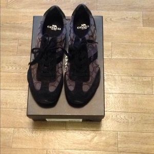 New coach tennis shoes